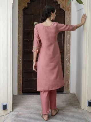 Women s Embroidered Yoke Design Straight Kurta Set suits