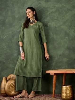 Women s Office  Festive Wear Maroon Straight Kurta   Pant  Co ord Set