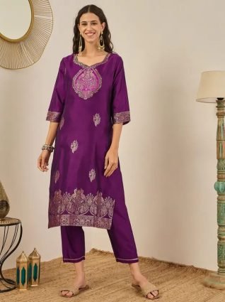 Women s Silk Blend Banarasi Jacquard Zari Woven Straight Kurta Pant with Dupatta Set
