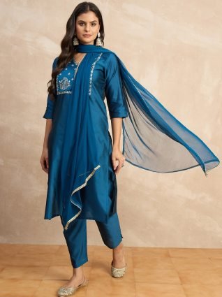 Women s Silk Blend Embroidery Kurta Pant Set with Dupatta