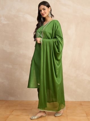 Women s Silk Blend Embroidery Kurta Pant Set with Dupatta