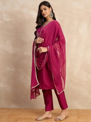 Women s Silk Blend Embroidery Kurta Pant Set with Dupatta