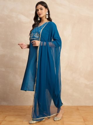 Women s Silk Blend Embroidery Kurta Pant Set with Dupatta