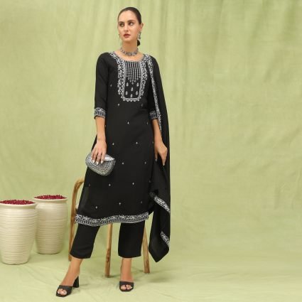 Women   s Viscose Roman Silk Embroidery Straight Kurta Pant with Dupatta Set