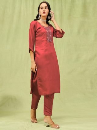 Women   s Viscose Roman Silk Embroidery Straight Kurta Pant with Dupatta Set