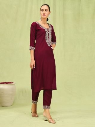 Women   s Viscose Roman Silk Embroidery Straight Kurta Pant with Dupatta Set