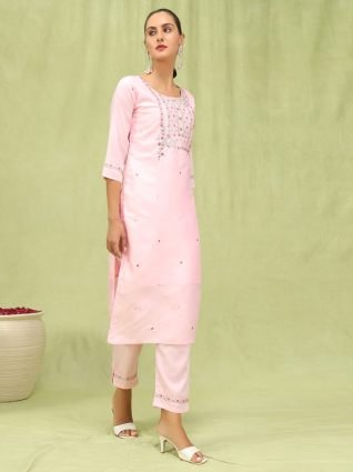 Women   s Viscose Roman Silk Embroidery Straight Kurta Pant with Dupatta Set