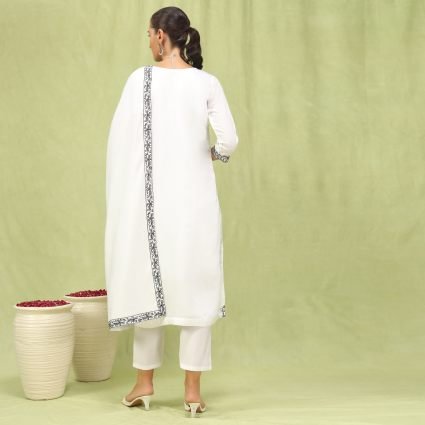 Women   s Viscose Roman Silk Embroidery Straight Kurta Pant with Dupatta Set