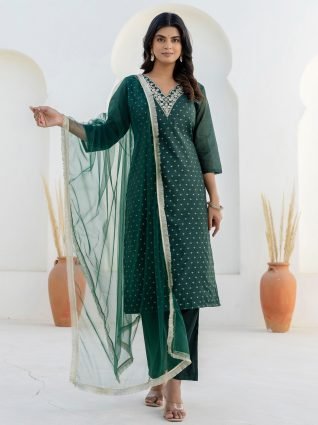 Women Silk Blend Kurta Pant Dupatta Set