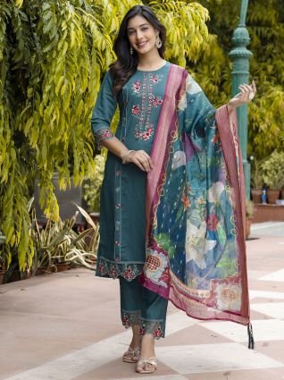 Women Silk Blend Kurta Pant Dupatta Set
