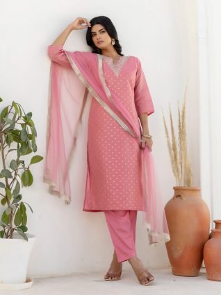 Women Silk Blend Kurta Pant Dupatta Set
