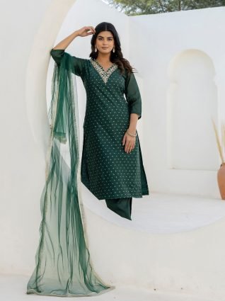 Women Silk Blend Kurta Pant Dupatta Set