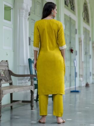 Women Silk Blend Kurta Pant Dupatta Set