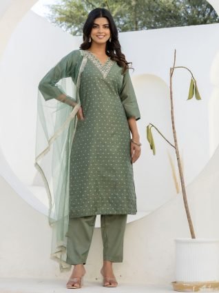 Women Silk Blend Kurta Pant Dupatta Set