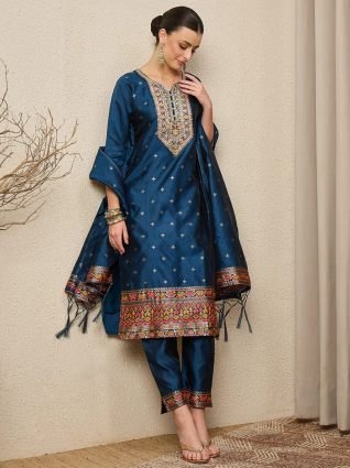 Women Teal Yoke Design Silk Blend Straight Suit With Dupatta