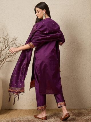 Women Teal Yoke Design Silk Blend Straight Suit With Dupatta